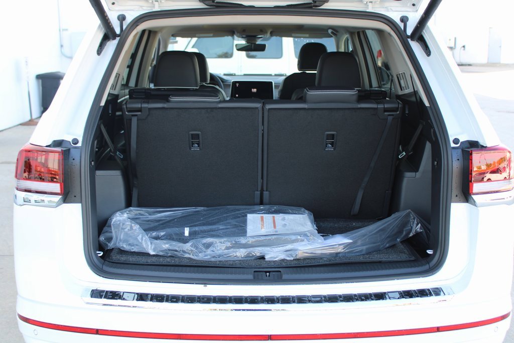New 2026 Volkswagen Atlas SEL Premium R-Line image 23