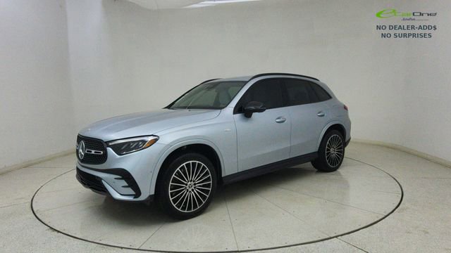 Used 2025 Mercedes-Benz GLC 350e 4MATIC w/ AMG Line image 69
