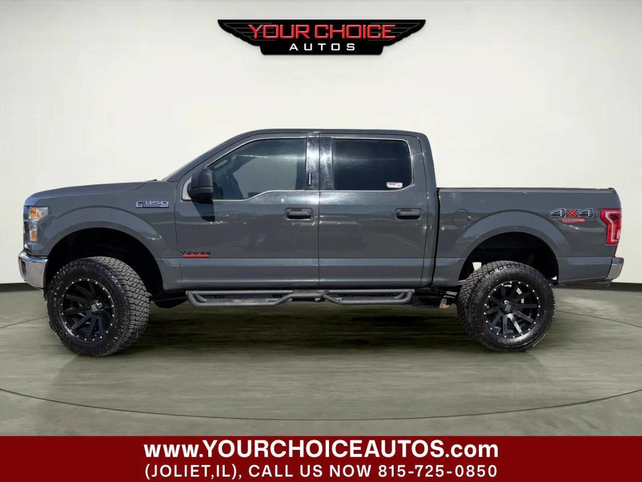 Used 2017 Ford F150 XLT image 2