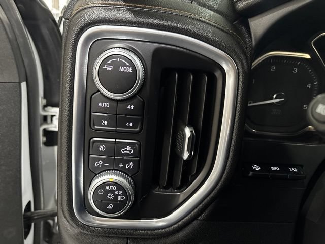 Used 2020 GMC Sierra 2500 AT4 w/ AT4 Premium Package AWD/4WD image 23