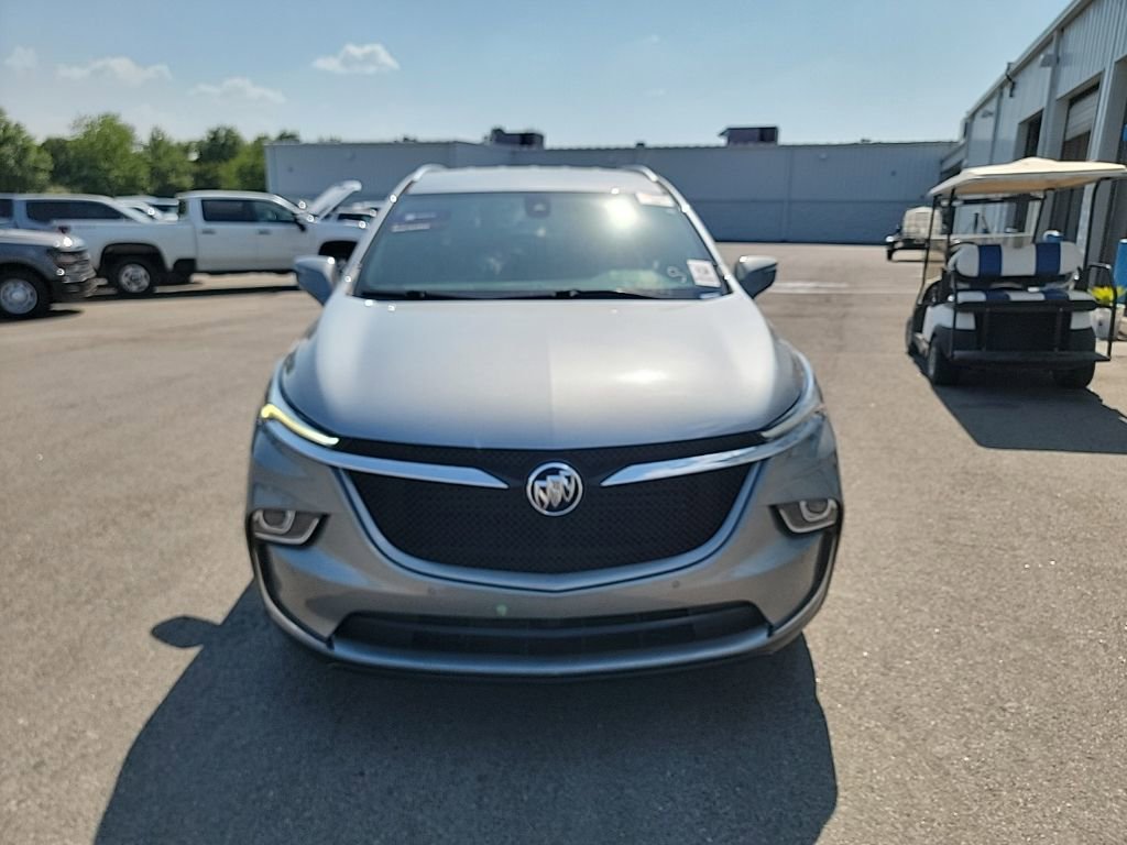 Used 2023 Buick Enclave Essence w/ Sport Touring Edition FWD image 8