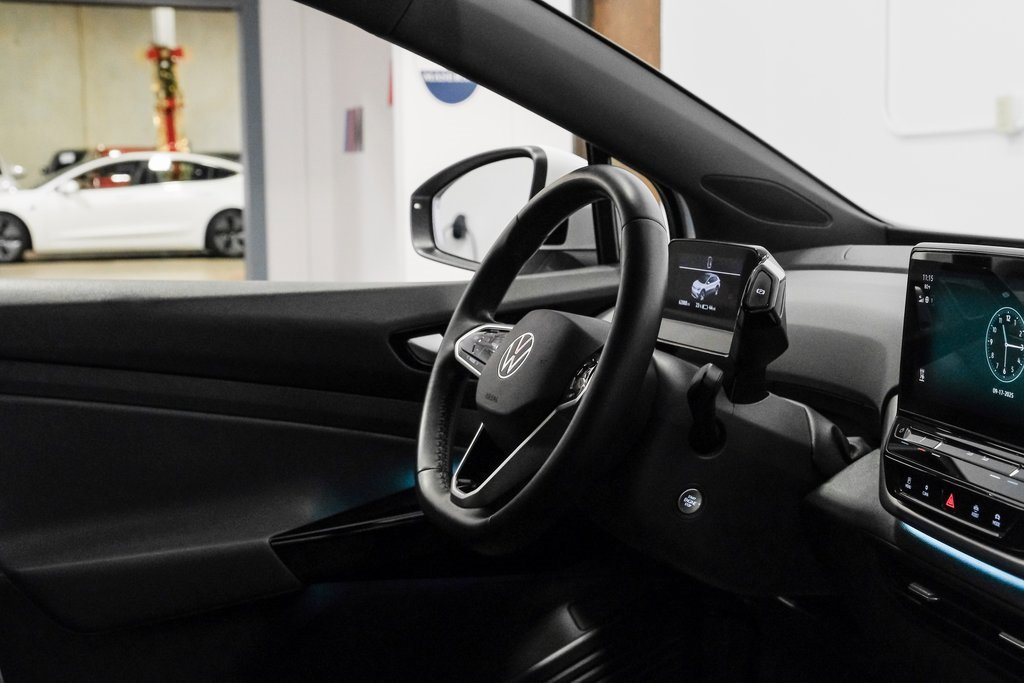 Used 2021 Volkswagen ID.4 Pro w/ ID.4 Protection Package image 20