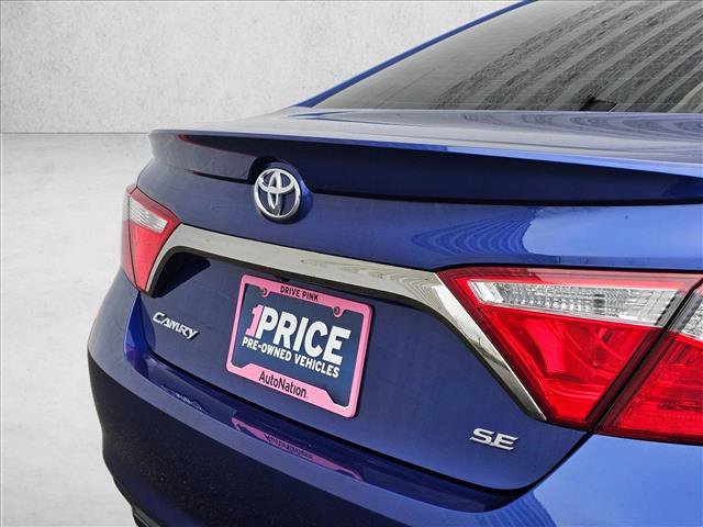 Used 2015 Toyota Camry SE image 12
