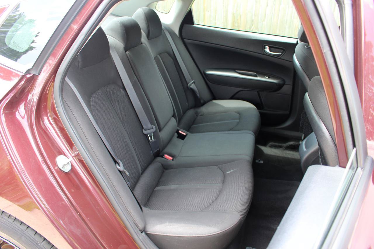 Used 2020 Kia Optima LX FWD image 35