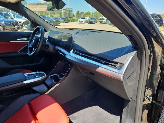 Used 2025 BMW X2 xDrive28i w/ Premium Package image 20