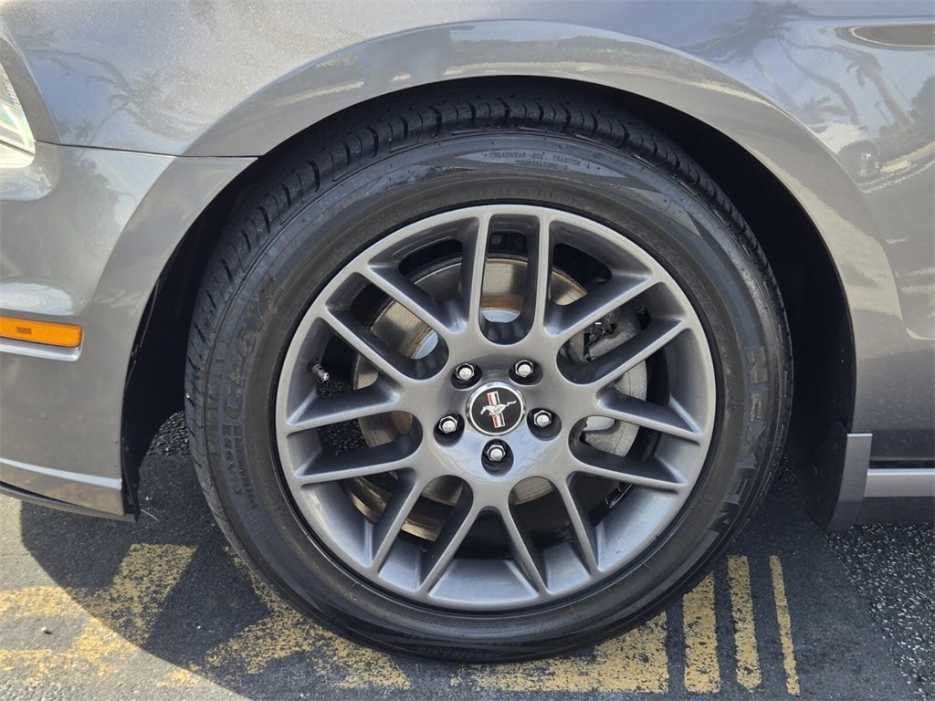 Used 2014 Ford Mustang Premium w/ Electronics Package image 9