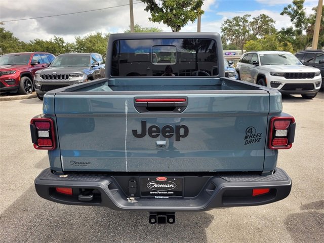 New 2025 Jeep Gladiator Sport image 13