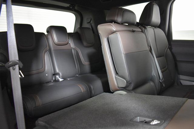 New 2026 Nissan Armada SL AWD/4WD image 38