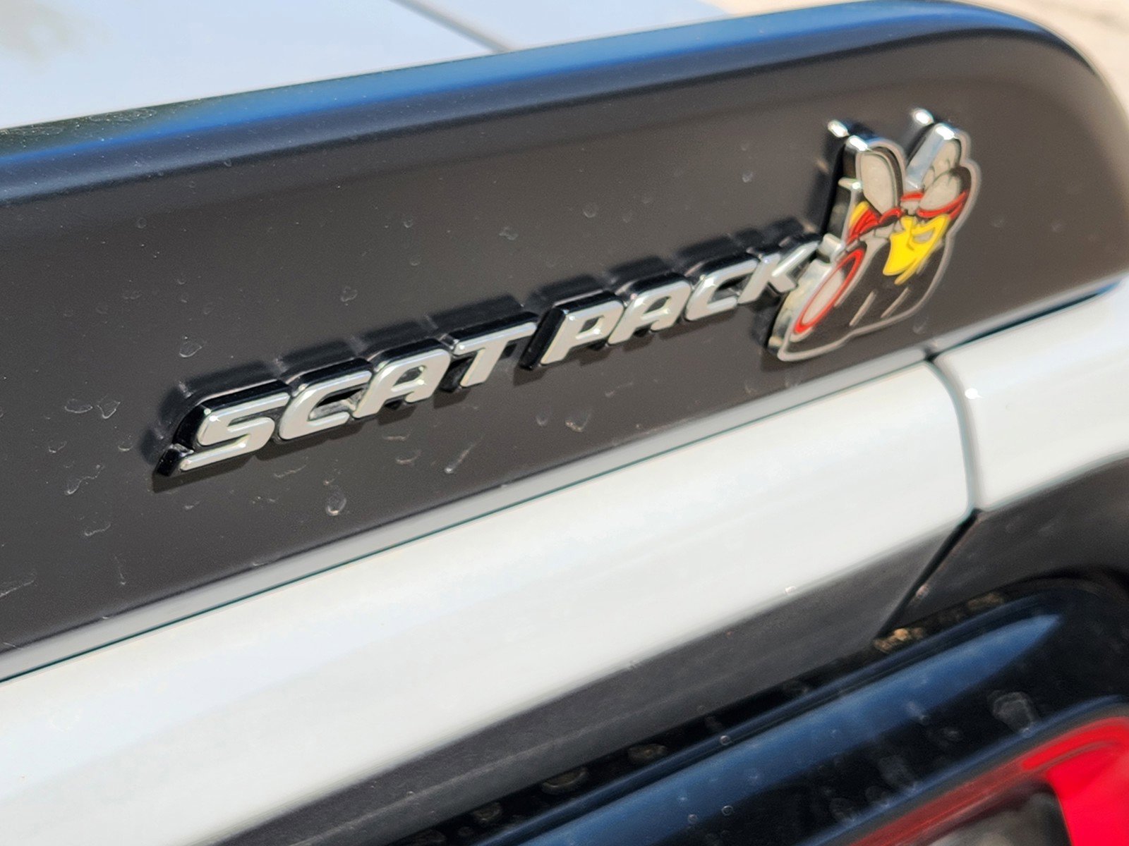 Used 2022 Dodge Challenger R/T Scat Pack w/ Dynamics Package RWD image 28