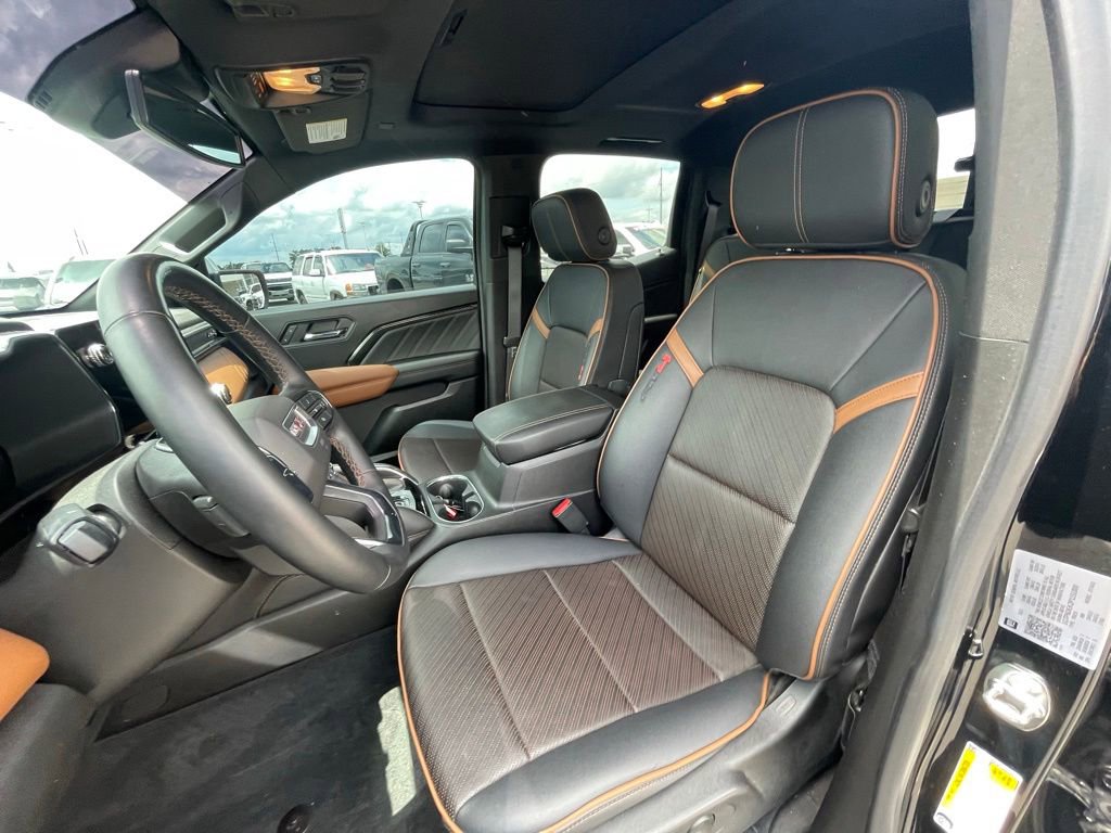 Used 2023 GMC Canyon AT4 w/ AT4 Premium Package AWD/4WD image 19