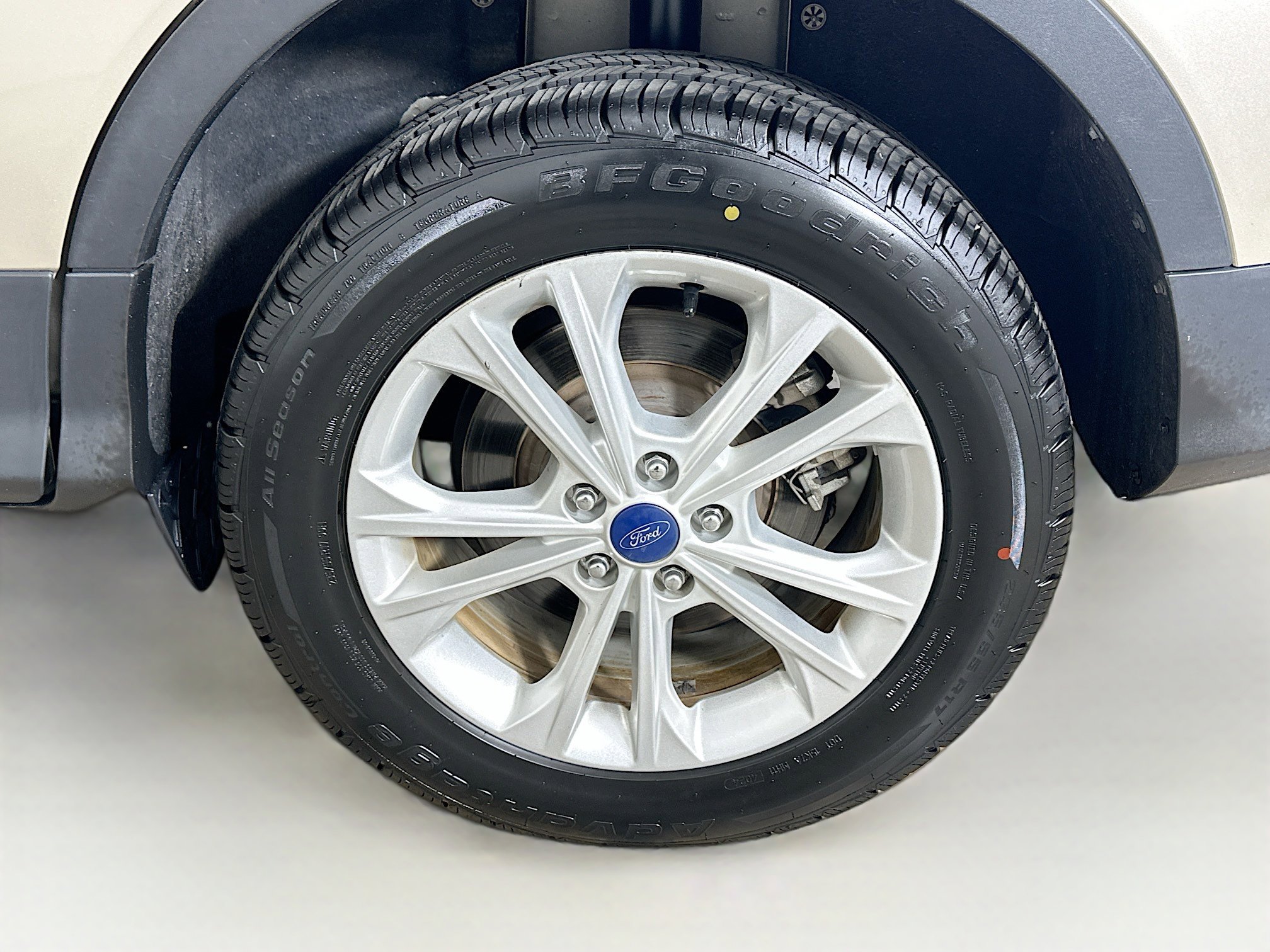 Used 2017 Ford Escape SE FWD image 11