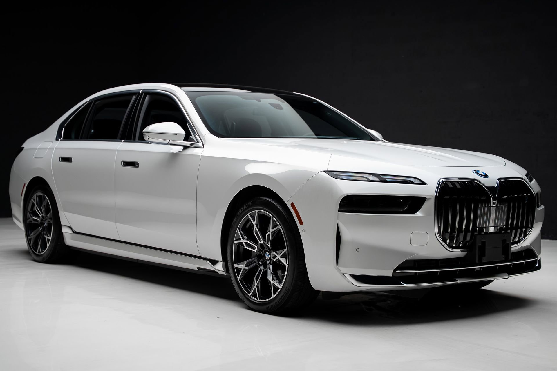 Used 2023 BMW i7 xDrive60 AWD/4WD image 88