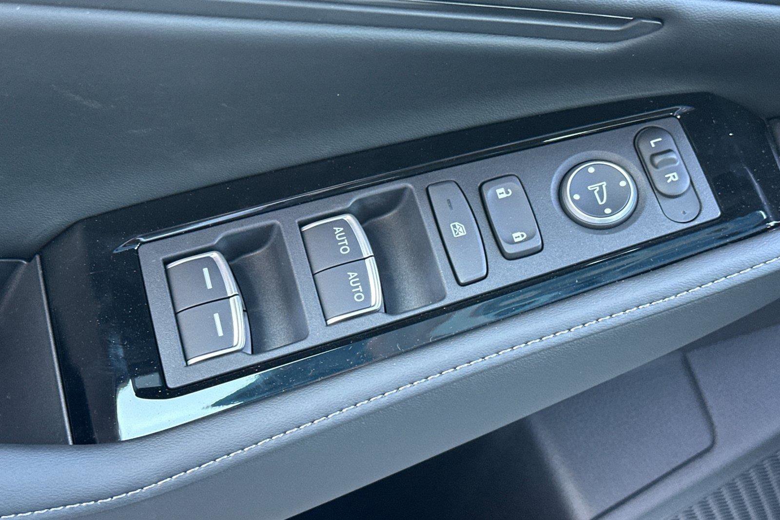 New 2025 Honda Accord Touring image 12