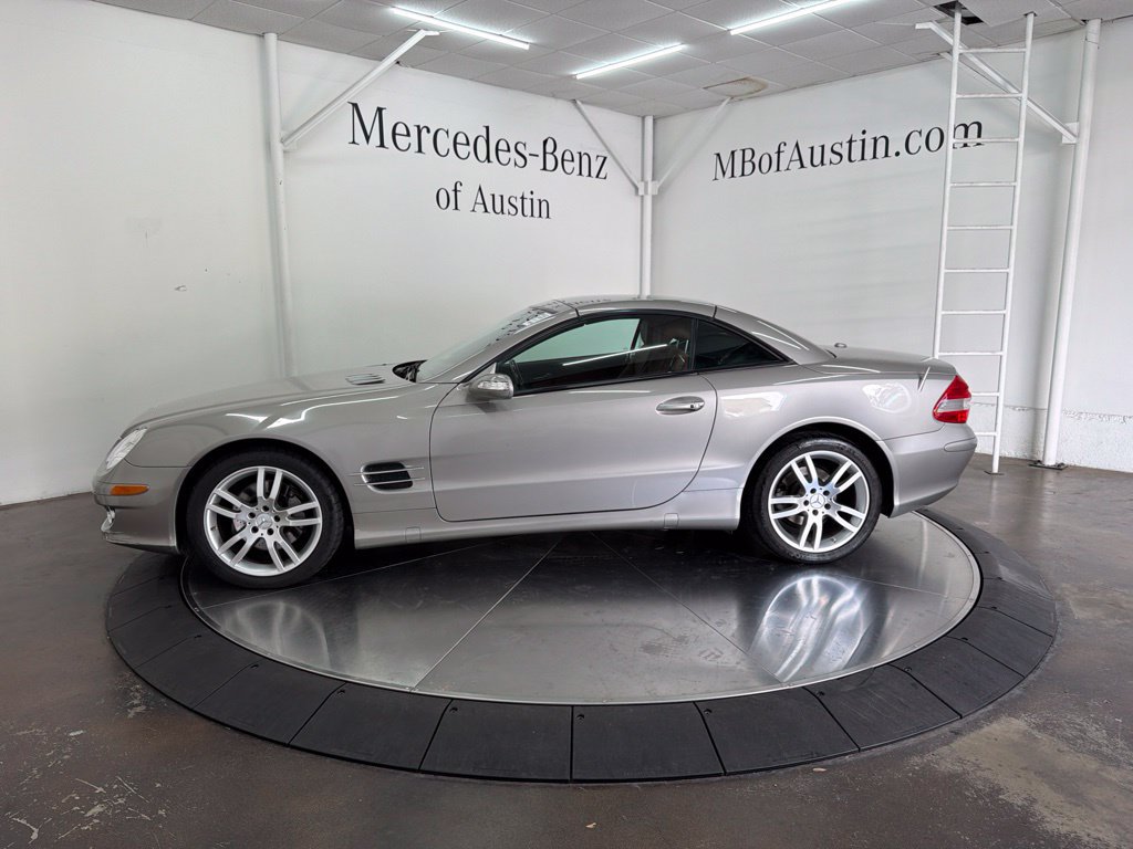 Used 2007 Mercedes-Benz SL 550 image 4