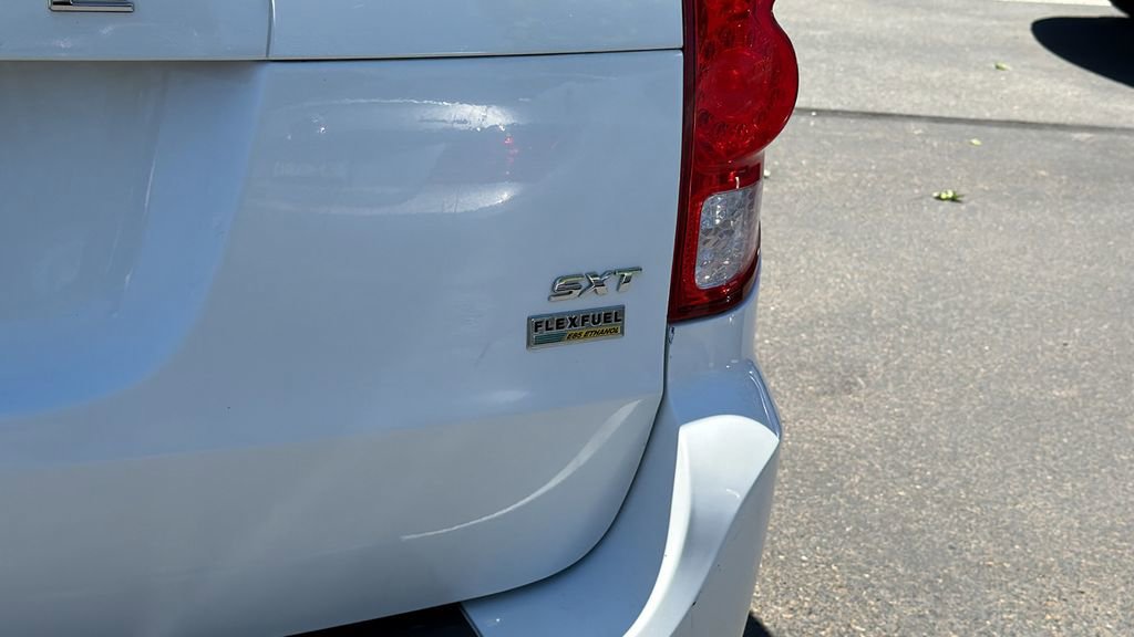 Used 2017 Dodge Grand Caravan SXT FWD image 11