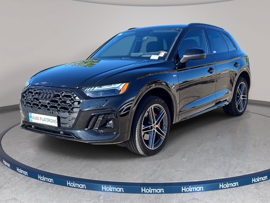 Used 2024 Audi Q5 e Prestige w/ Prestige Package