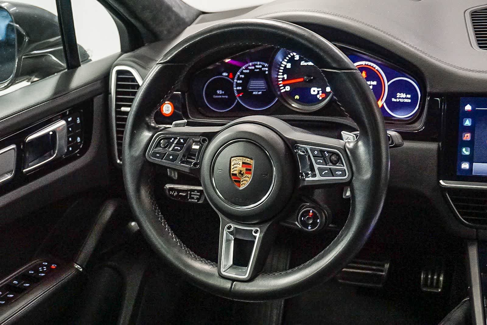 Certified 2022 Porsche Cayenne Turbo AWD/4WD image 16