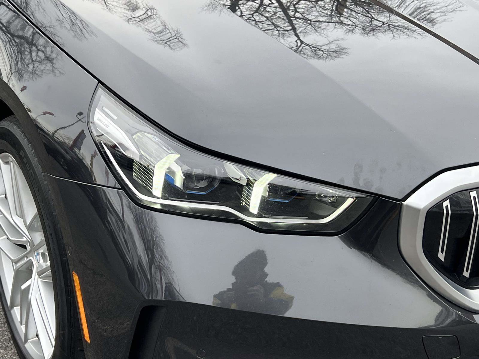 Used 2024 BMW 530i xDrive w/ Premium Package image 11