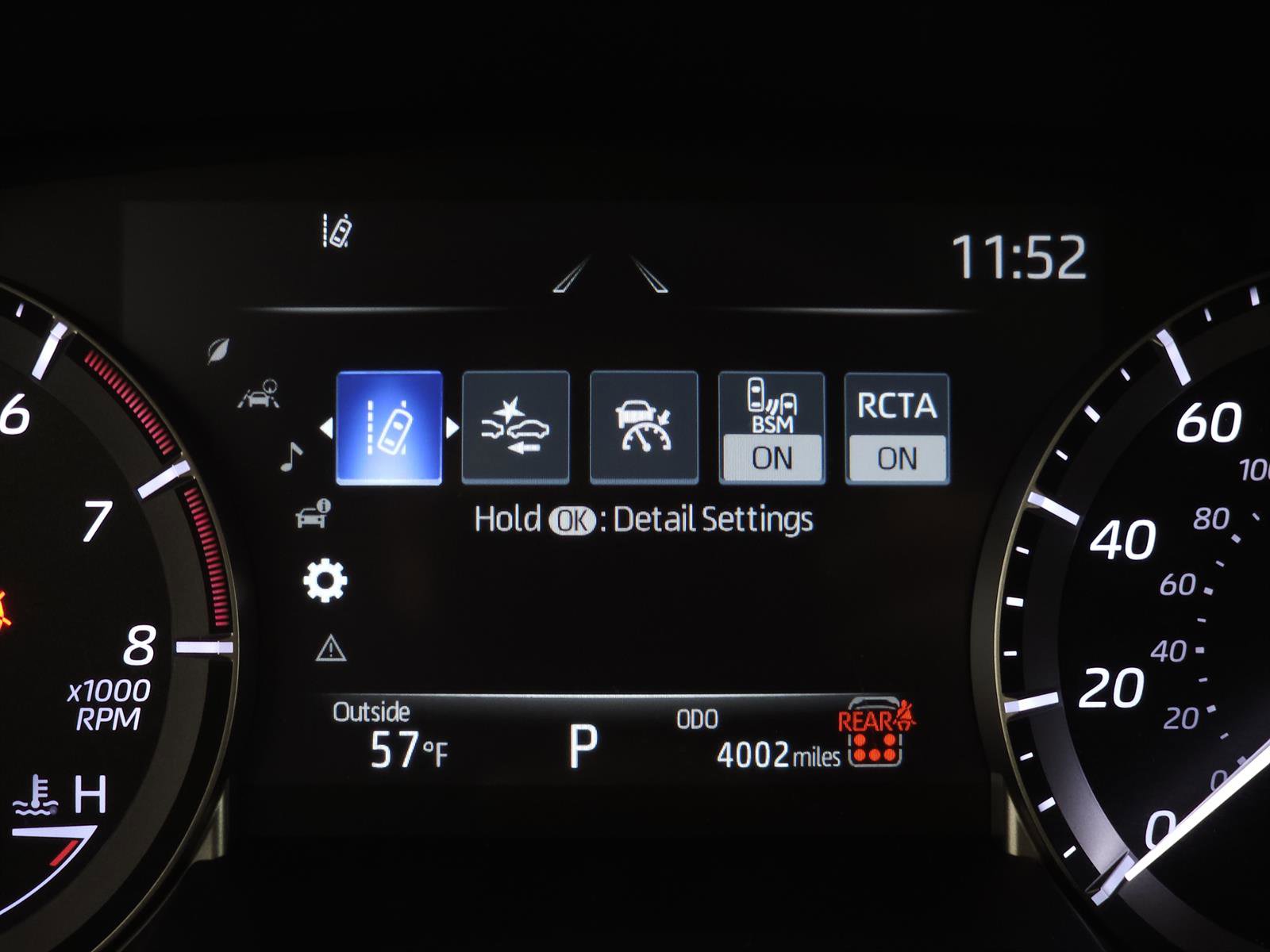 Used 2025 Toyota Highlander XLE AWD/4WD image 23