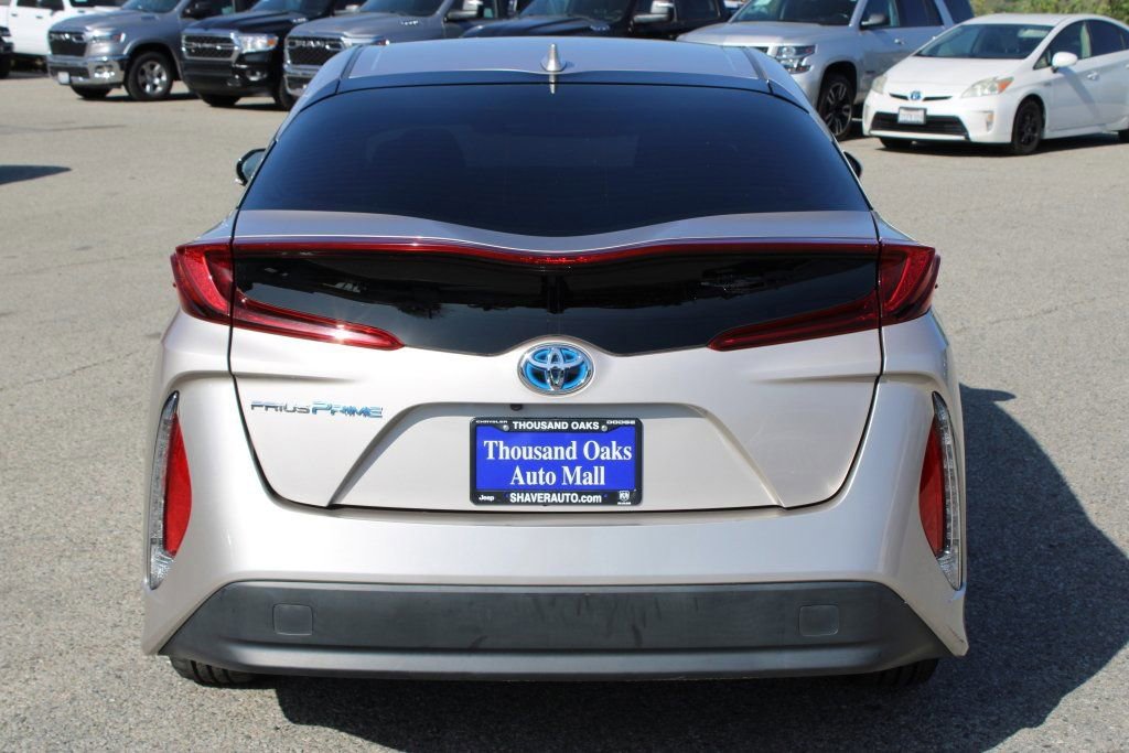 Used 2019 Toyota Prius Prime Premium w/ Carpet Mat Package image 5