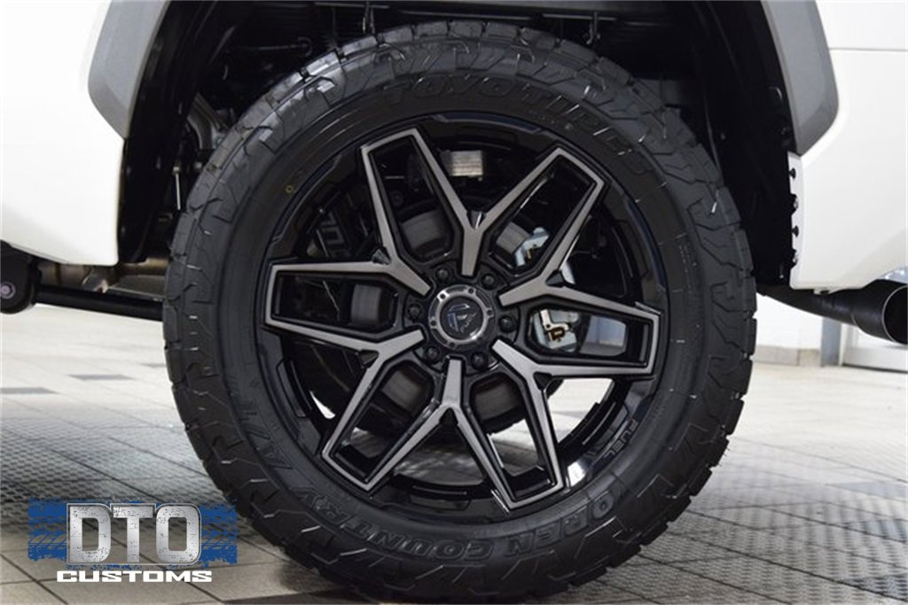 Used 2024 Toyota Tundra Limited w/ Power Package image 25