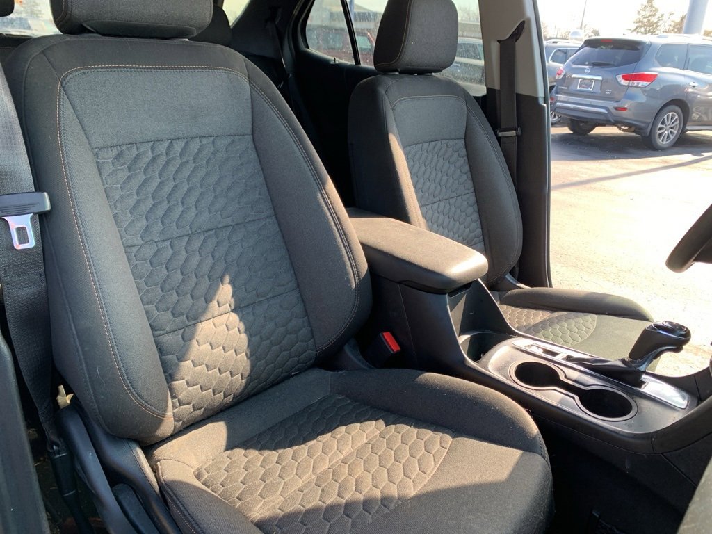 Used 2018 Chevrolet Equinox LT image 14