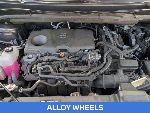 Used 2024 Toyota Sienna LE image 12