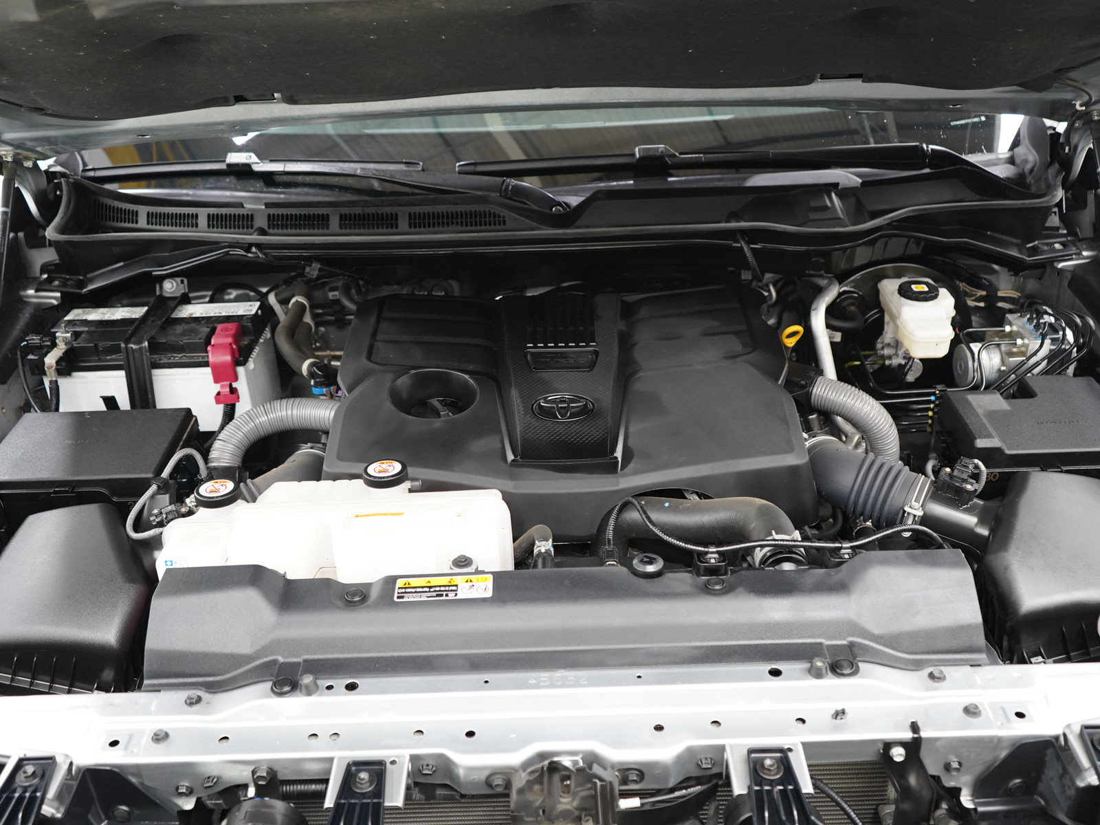 Used 2023 Toyota Tundra Platinum AWD/4WD image 30