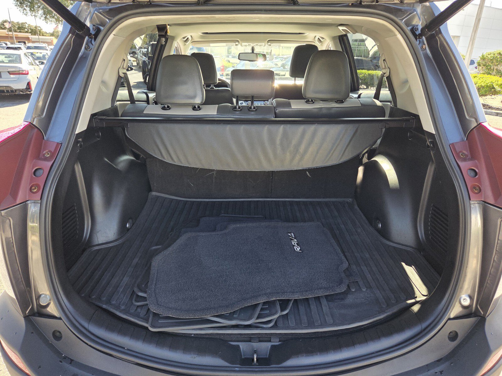Used 2015 Toyota RAV4 Limited AWD/4WD image 15