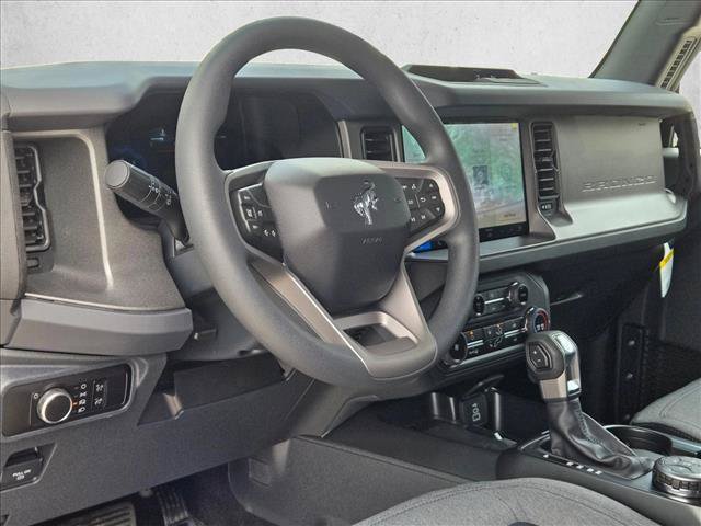 New 2026 Ford Bronco 4-Door AWD/4WD image 3