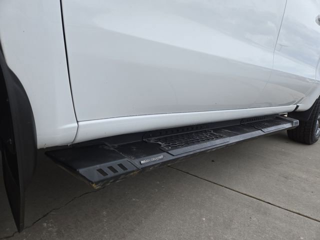 Used 2023 Chevrolet Silverado 1500 RST image 9