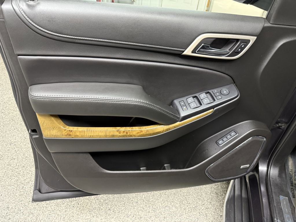 Used 2017 GMC Yukon Denali w/ Open Road Package image 25