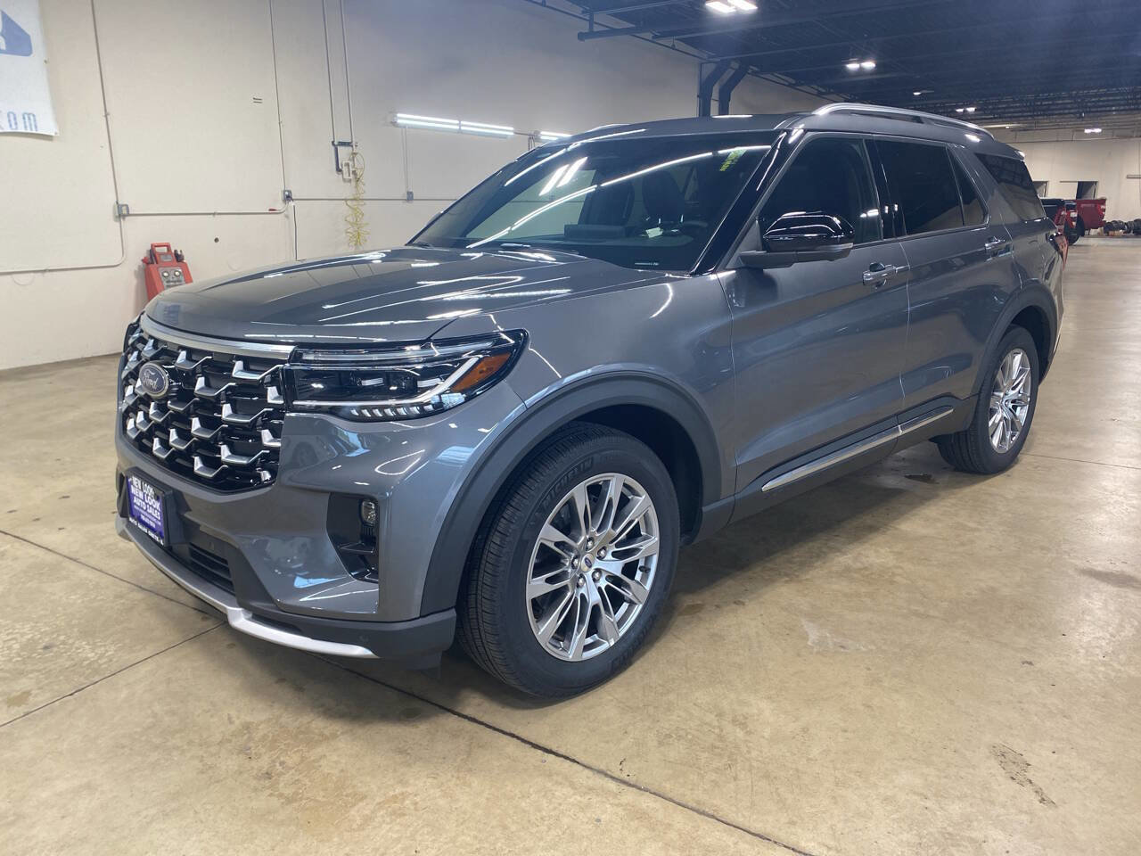 Used 2025 Ford Explorer Platinum