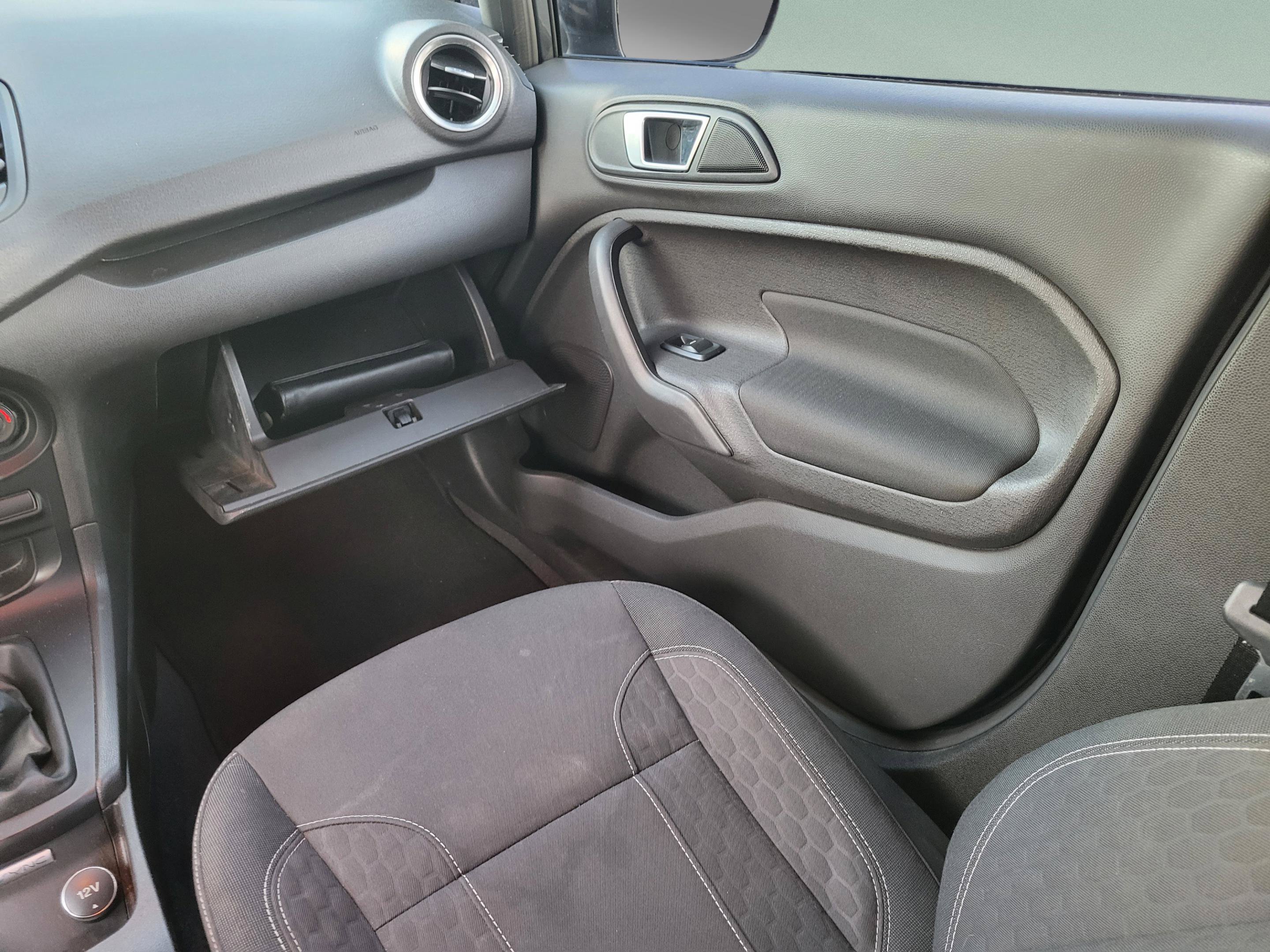 Used 2019 Ford Fiesta ST FWD image 11