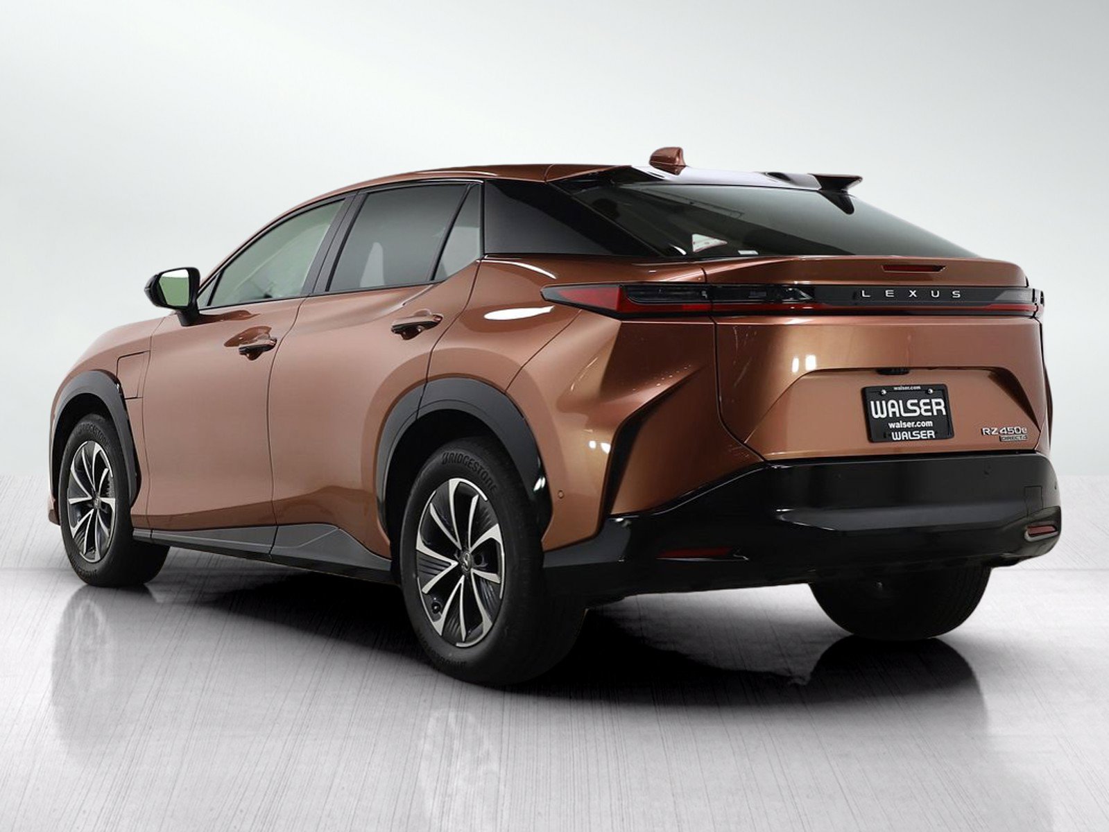 Used 2024 Lexus RZ 450e Premium w/ Technology Package AWD/4WD image 3