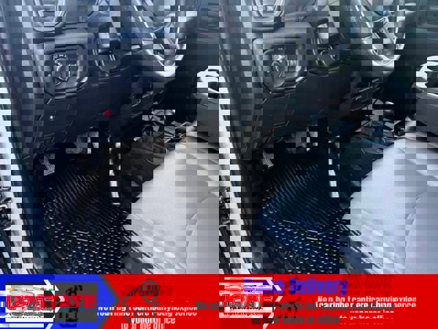 Used 2022 RAM 3500 Tradesman w/ Chrome Appearance Group image 8