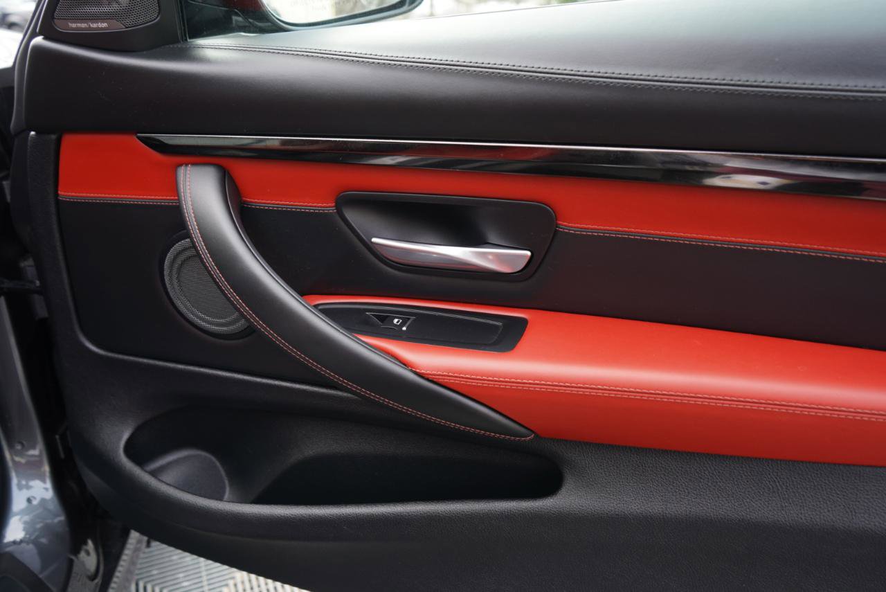 Used 2020 BMW M4 Convertible w/ Executive Package image 51