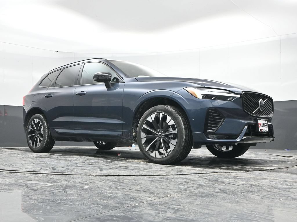 New 2026 Volvo XC60 B5 Plus w/ Protection Package Premier AWD/4WD image 39
