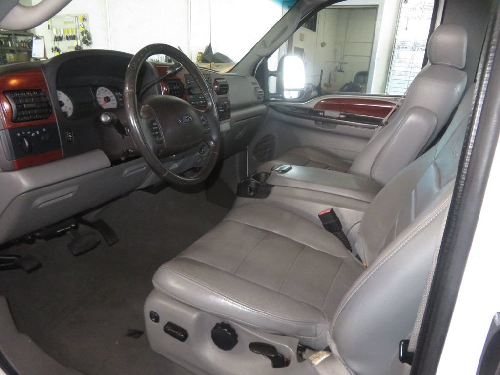 Used 2007 Ford F250 Lariat RWD image 19