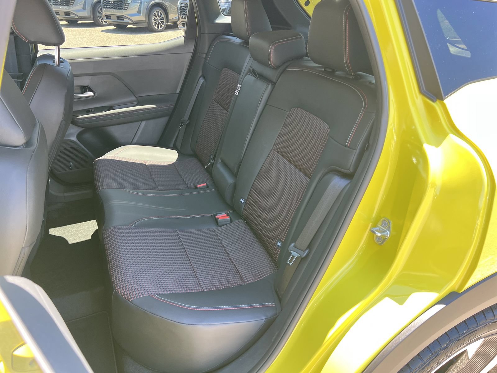 Certified 2025 Nissan Kicks SR AWD/4WD image 16