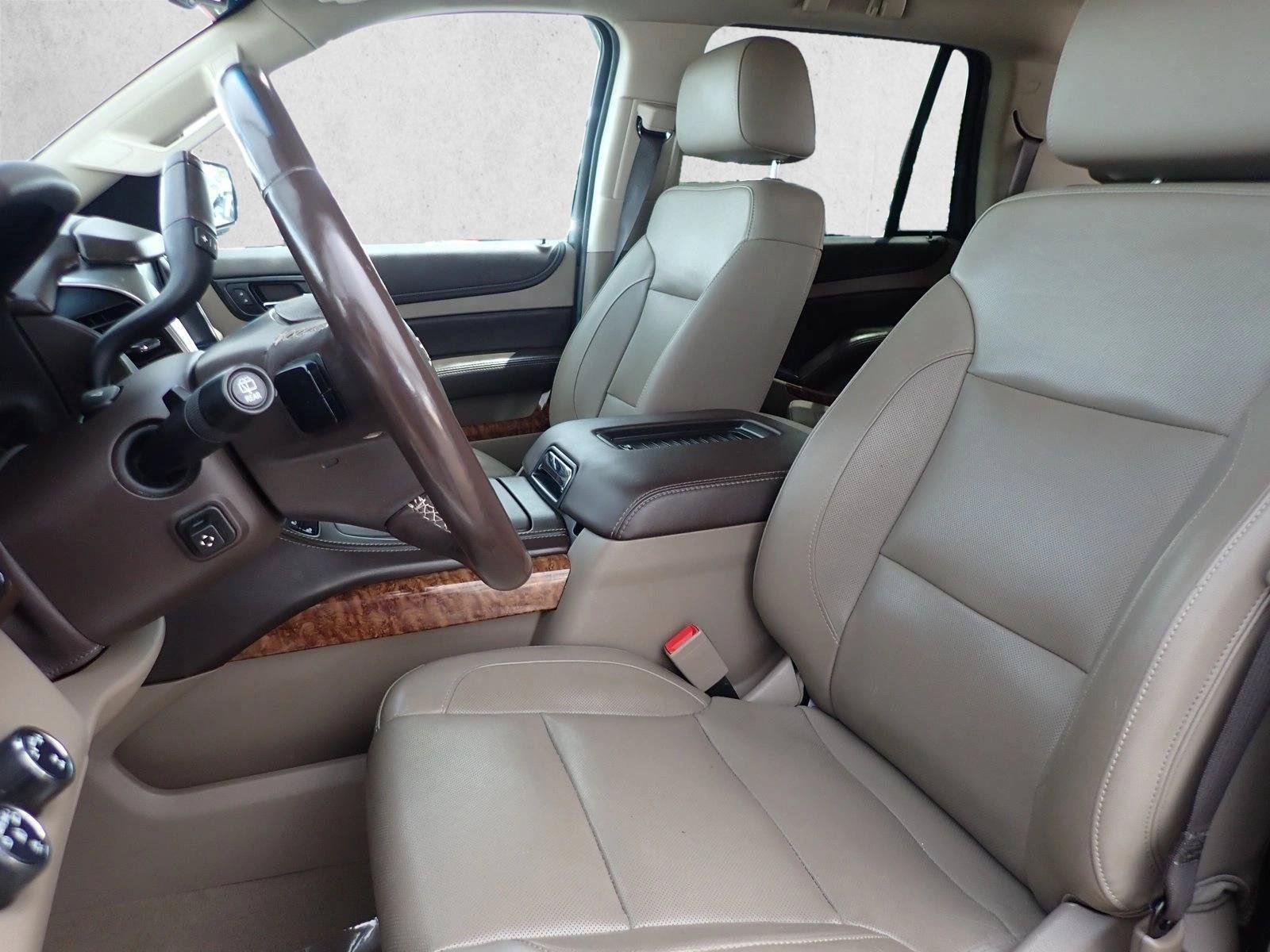 Used 2020 Chevrolet Tahoe Premier AWD/4WD image 13