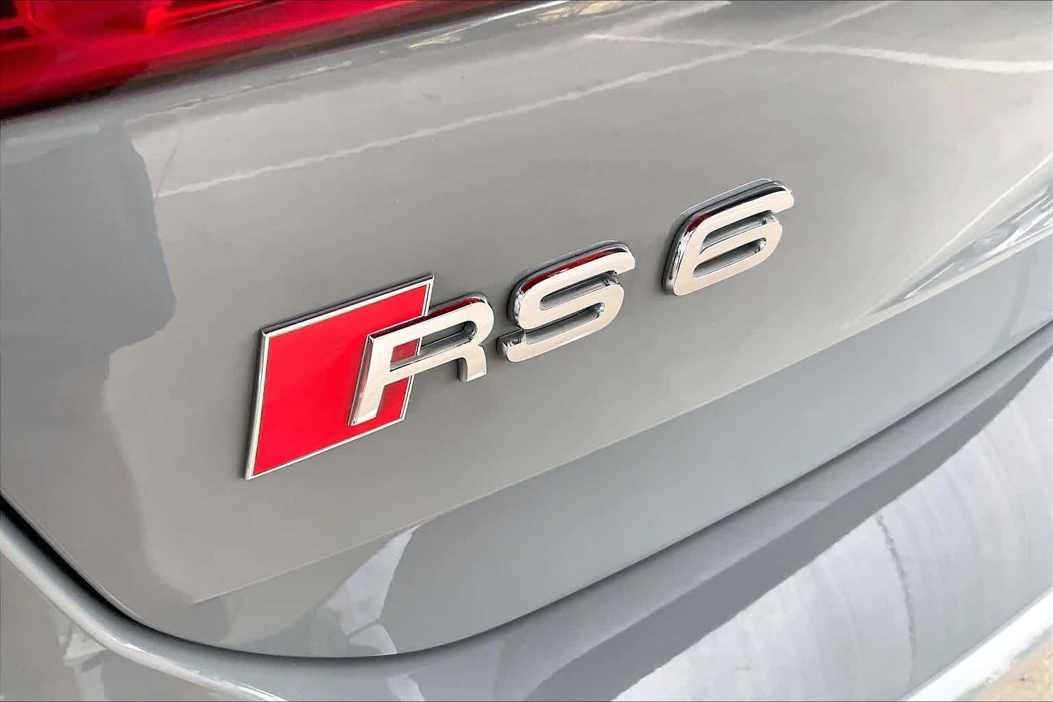 Used 2021 Audi RS 6 AWD/4WD image 30