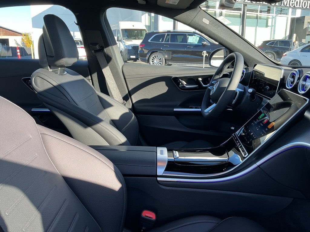 New 2026 Mercedes-Benz C 300 4MATIC Sedan image 20