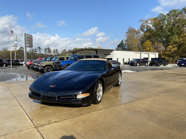 Used 2004 Chevrolet Corvette Convertible w/ Preferred Equipment Group image 3