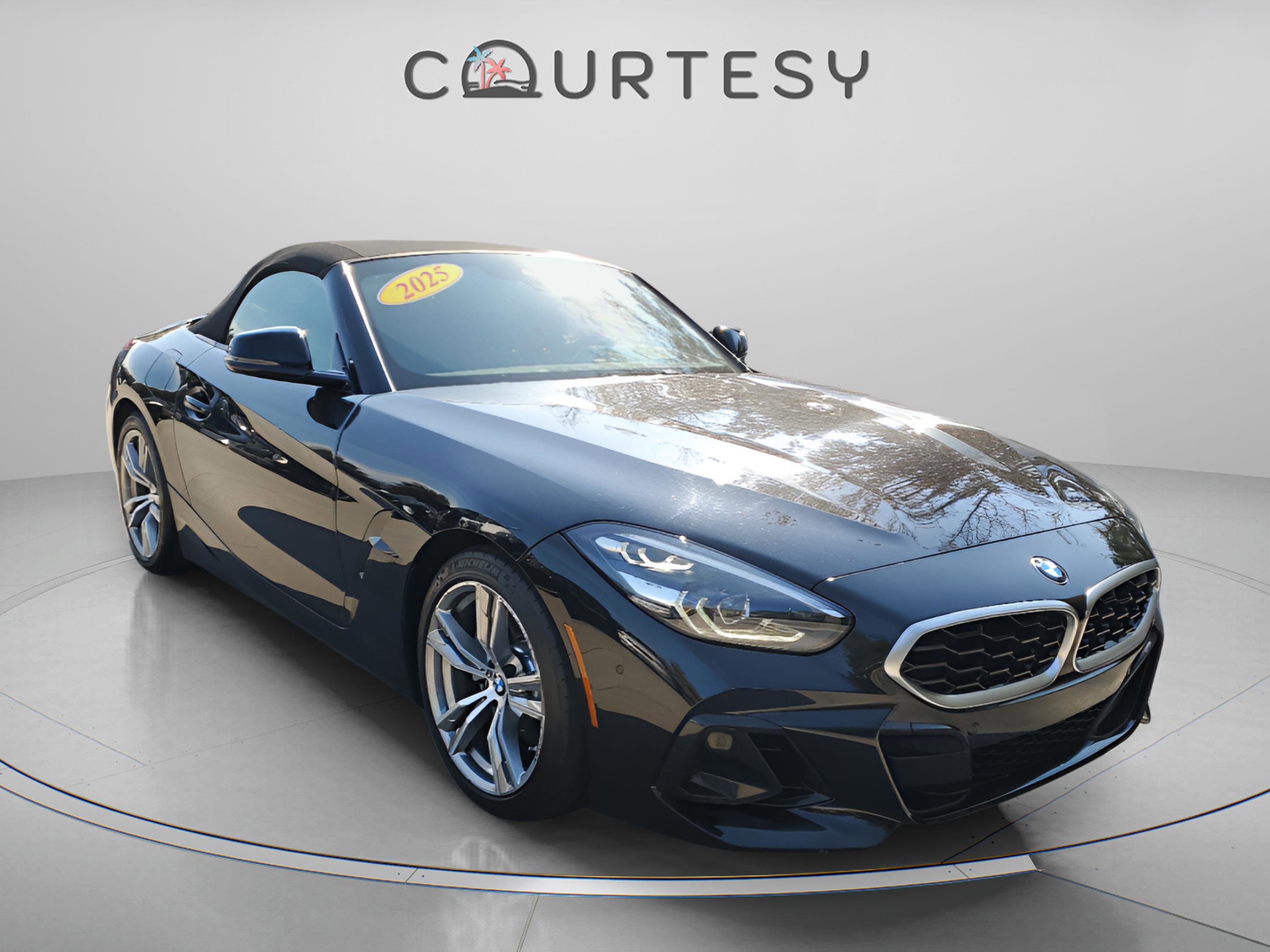 Used 2025 BMW Z4 sDrive30i image 5