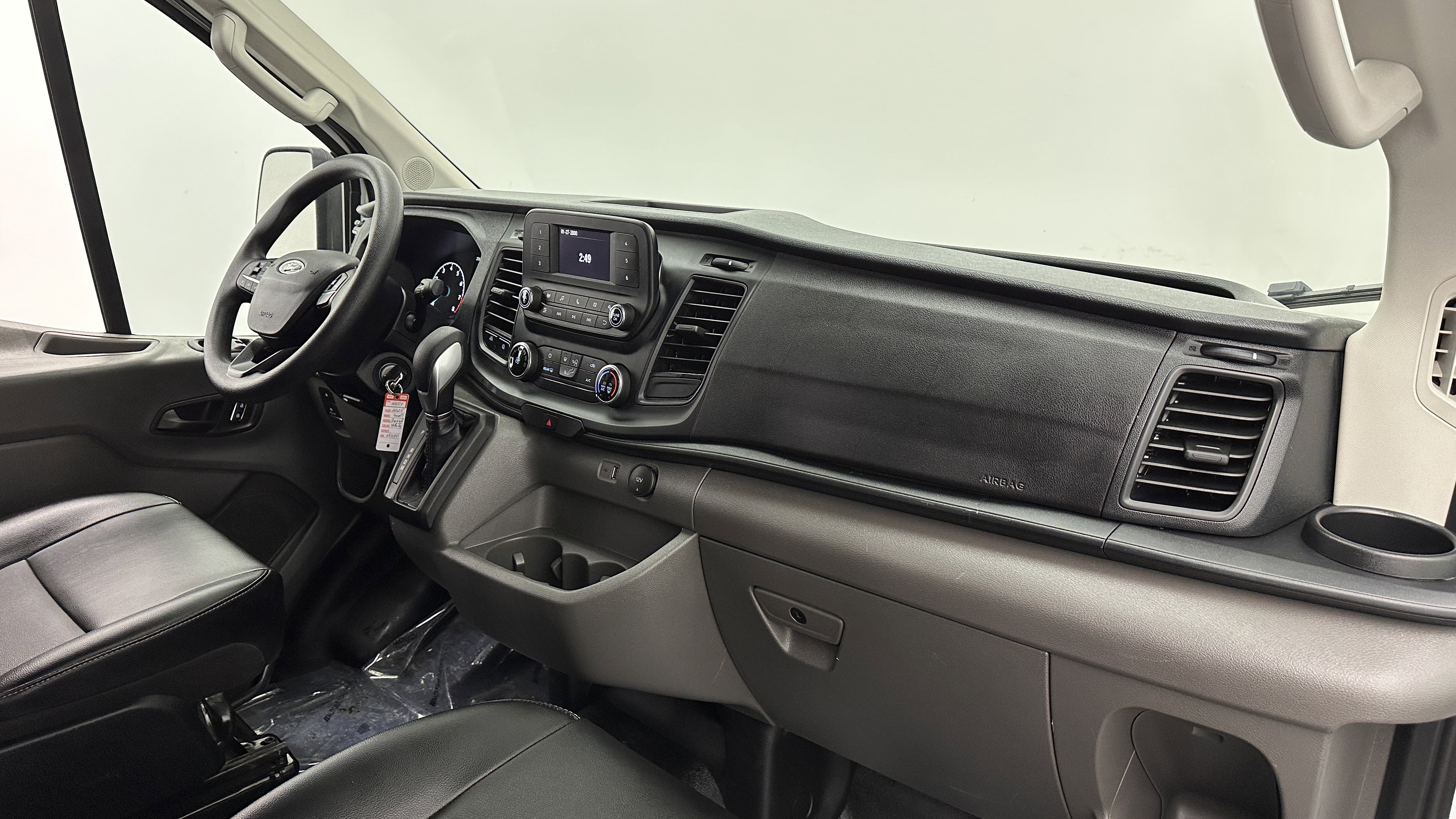 Used 2025 Ford Transit 250 Low Roof w/ Exterior Upgrade Package RWD image 26