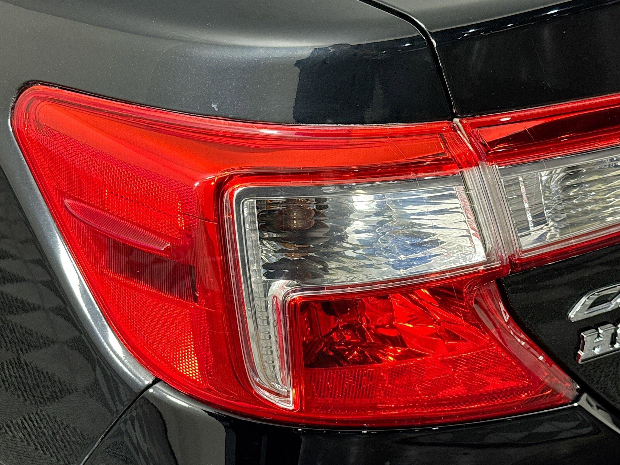 Used 2014 Toyota Camry SE image 32