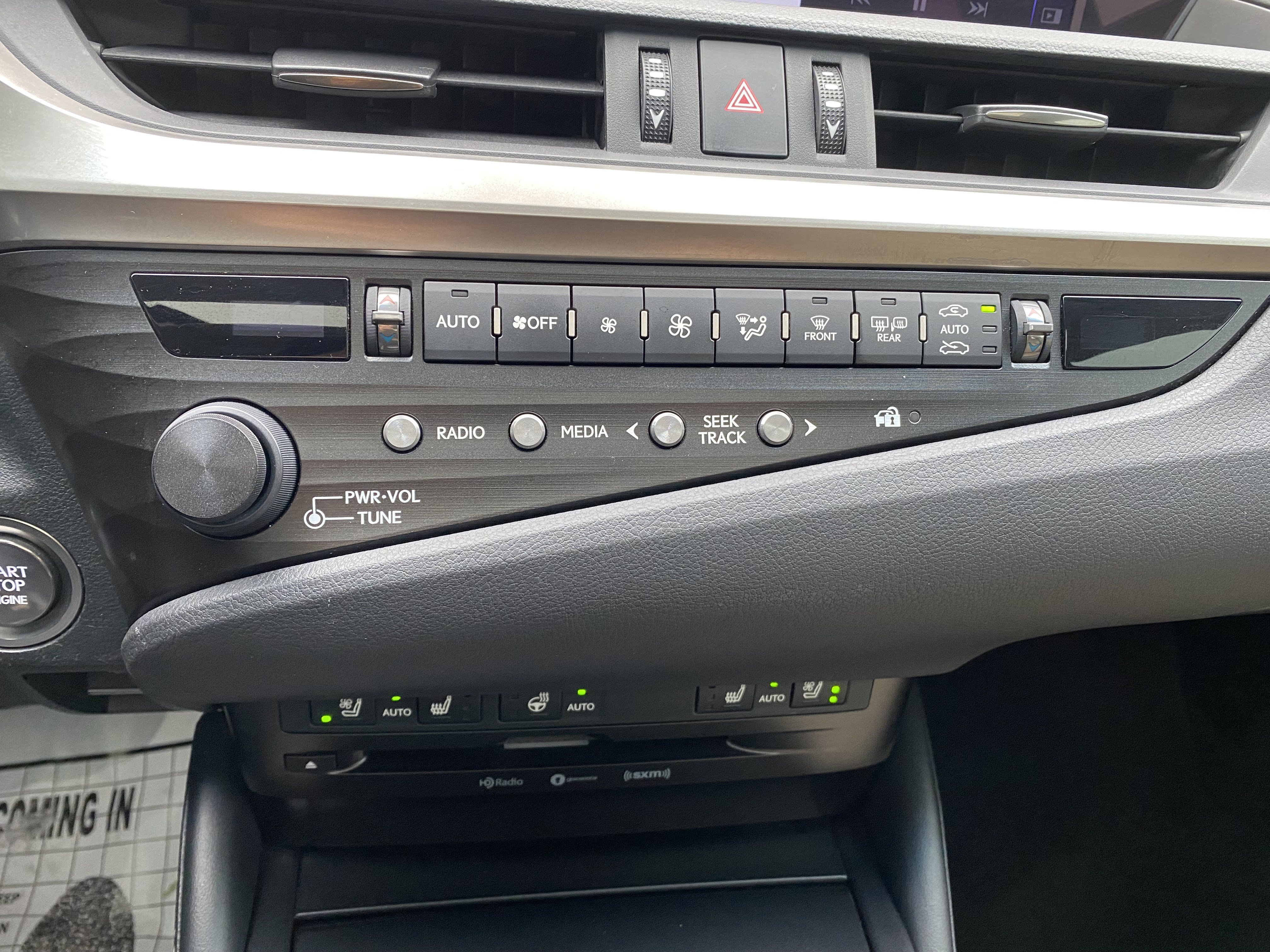 Used 2019 Lexus ES 350 w/ Premium Package image 27