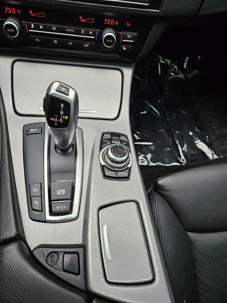 Used 2013 BMW 550i xDrive Sedan AWD/4WD image 45