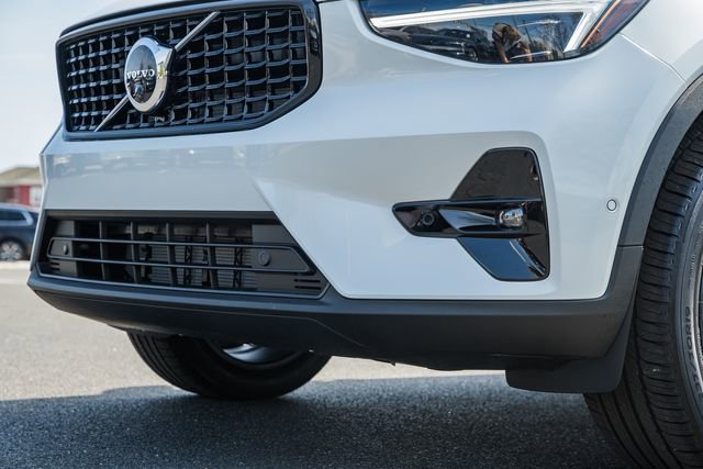 New 2026 Volvo XC40 B5 Plus w/ Climate Package image 15